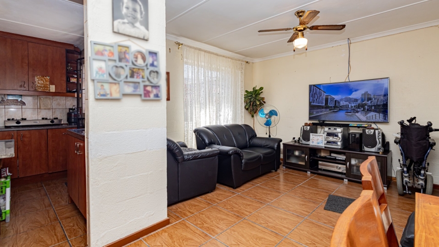 3 Bedroom Property for Sale in Westridge Western Cape